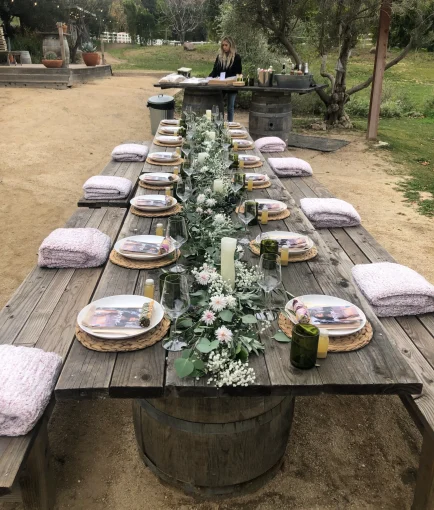 table-private-venue-event-in-malibu